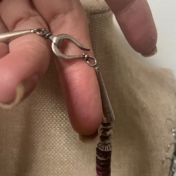 #2 Native American purple spiny oyster and sterling silver necklace - Picture 7 of 10
